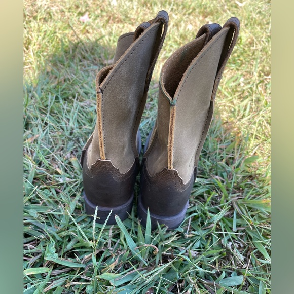 KIDS ARIAT SIZE 10 BOOTS - Picture 2 of 6